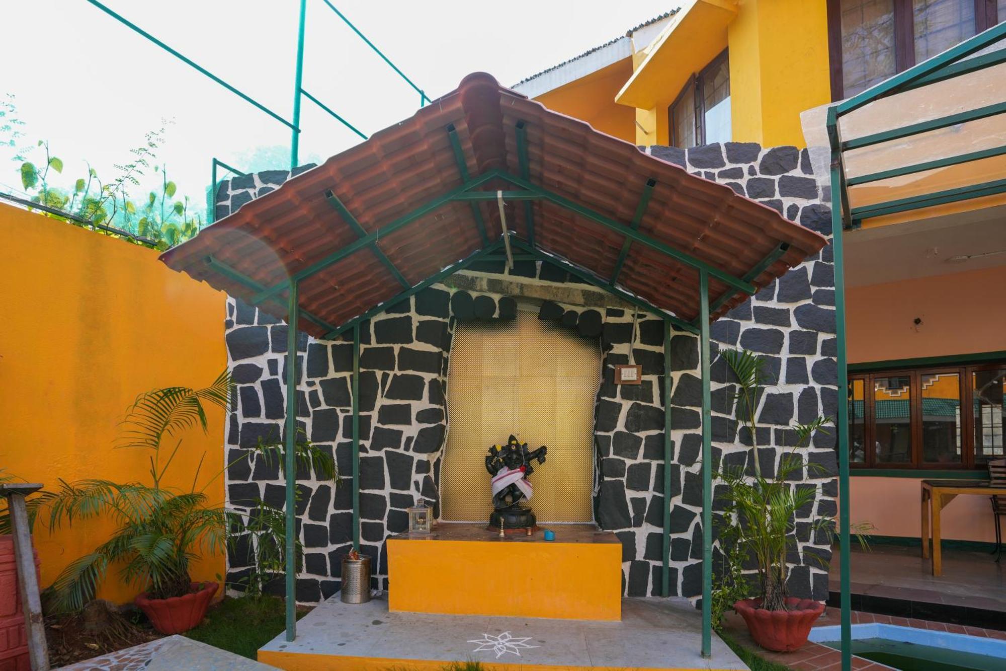 ホテル La Courtyard ポンディシェリ エクステリア 写真